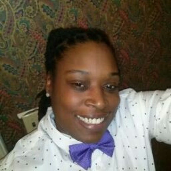 Meet your Posher, Monee - Picture 1 of 1